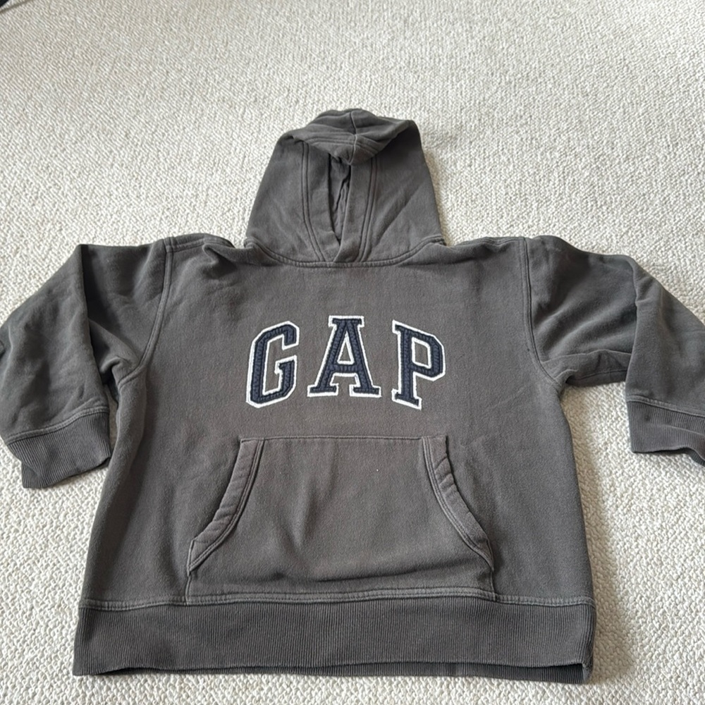Gap boys hoodie size medium (8)